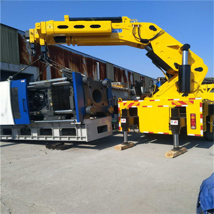 三穗 大吨位折臂吊出租费用解析：一小时租赁多少钱