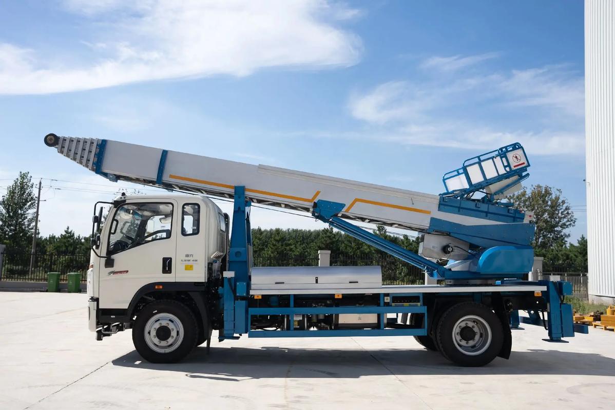 三穗云梯上料车租赁费用