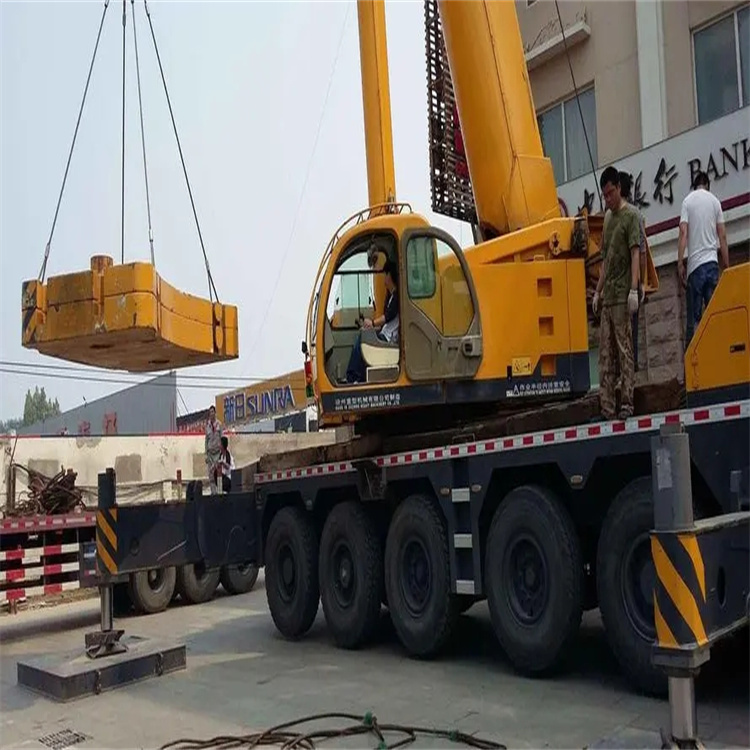 三穗当地吊车出租|机器吊装|75吨|工厂搬迁服务